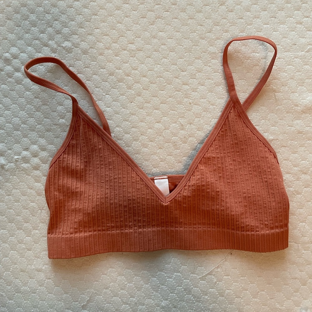 ORANGE BRALETTE